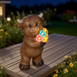 Mainstays 10.75" Solar Highland Cow Garden Statue, Resin Farmhouse Outdoor Décor