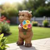 Mainstays 10.75" Solar Highland Cow Garden Statue, Resin Farmhouse Outdoor Décor