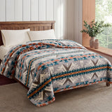 Pendleton Faux Fur Luxe Blanket, Ultra Cozy 700 GSM Polyester Queen/King Blanket