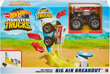 Hot Wheels Monster Trucks Big Air Breakout – 5 Alarm, Slam Launcher & 4 Crushable Cars