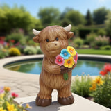Mainstays 10.75" Solar Highland Cow Garden Statue, Resin Farmhouse Outdoor Décor