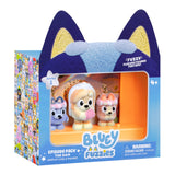 Bluey Fuzzies The Sign Episode Collectibles – 3 Flocked Figures, 5-Slot Display Case & Holographic Card