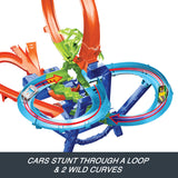 Hot Wheels Stunt Tracks Mid-Air Crash Playset with 1:64 Die-Cast Car, Motorized Booster & Foldable Storage