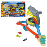 Hot Wheels City Shark Chomp Beach Playset – Figure-8 Stunt, Gap Jump & Speed Snap Track