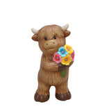 Mainstays 10.75" Solar Highland Cow Garden Statue, Resin Farmhouse Outdoor Décor