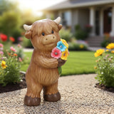 Mainstays 10.75" Solar Highland Cow Garden Statue, Resin Farmhouse Outdoor Décor