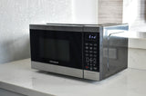 Frigidaire EMW959 0.9 Cu. Ft. 900W Countertop Microwave Oven with Stainless Steel Finish