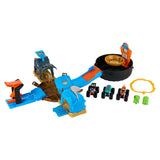 Hot Wheels Monster Trucks Ultimate Smash Pack with 3 Playsets & 3 Die-Cast Trucks