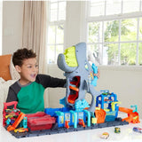 Hot Wheels City Ultra Shark Car Wash Playset with Color Reveal Car