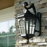 Koda 800 Lumens Coach Lantern - Dusk-Dawn Outdoor Wall Lantern